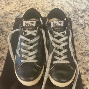 Golden Goose Superstars size 37